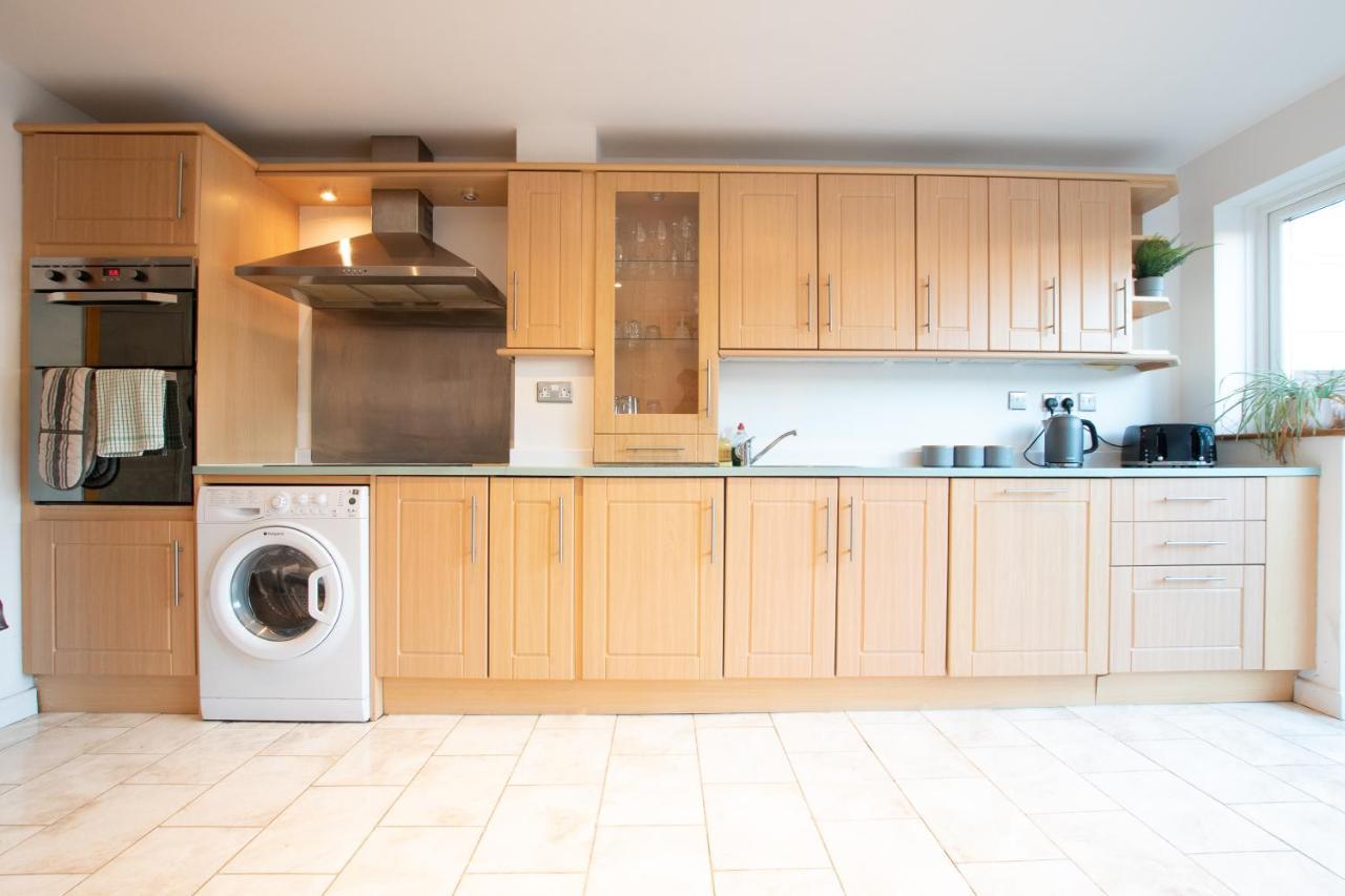 Best Price! Large Home For 4 - Smart Tv - Comfy Beds - Garden - 4 Single Beds Or 2 Doubles! Портцмаус Экстерьер фото